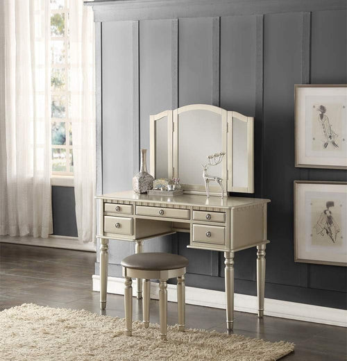 Silver St Croix Vanity Set With Tri Fold Mirror 5 Drawers